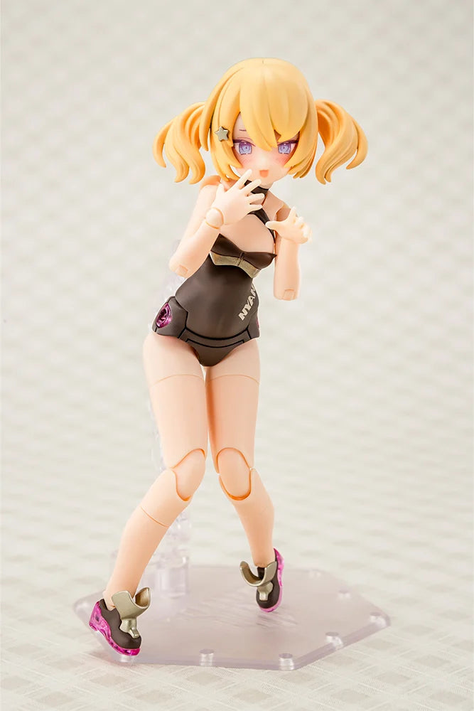 Megami Device PUNI MOFU Kuro Mao Model Kit