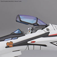 Macross Frontier HG VF-25F Messiah Valkyrie (Alto Custom) 1/100 Scale Model Kit