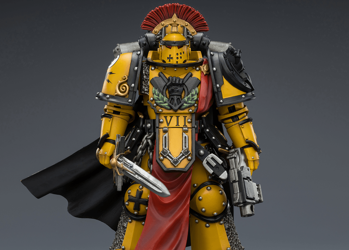 Warhammer The Horus Heresy Imperial Fists Legion Praetor in Mk III Armour with Power Sword and Bolt Pistol 1/18 Scale Action Figure