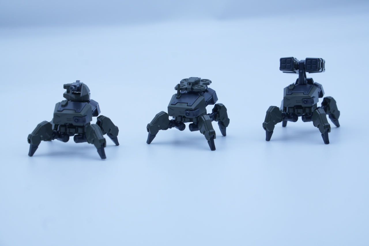 Ultra Action Trooper Series Lycosidae Squad Plastic 1/144 Scale Model Kit (Metallic) (Set of 3)