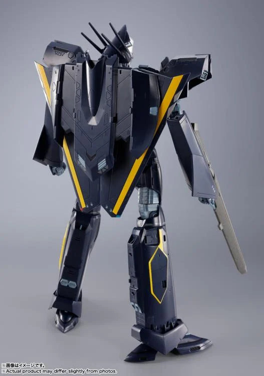 Macross 7 DX Chogokin VF-17S Nightmare Stealth Valkyrie (Gamlin Kizaki) Action Figure