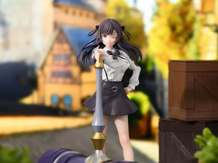 I May Be a Guild Receptionist, But I'll Solo Any Boss to Clock Out on Time Luminasta Alina Clover Figure