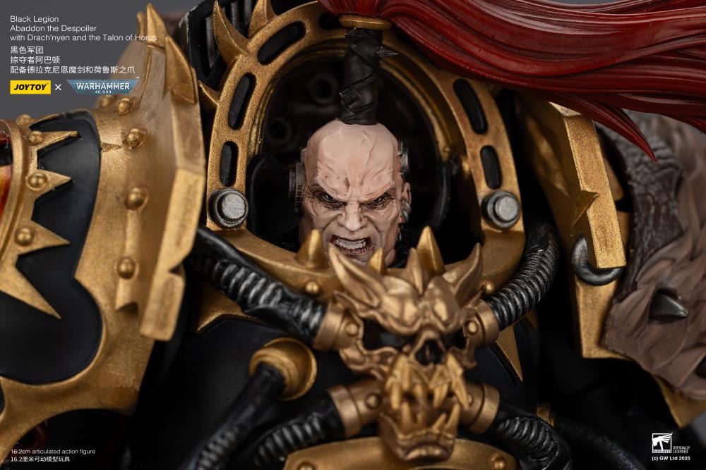 Warhammer 40,000 Black Legion Abaddon the Despoiler with Drach'nyen and the Talon of Horus 1/18 Scale Action Figure