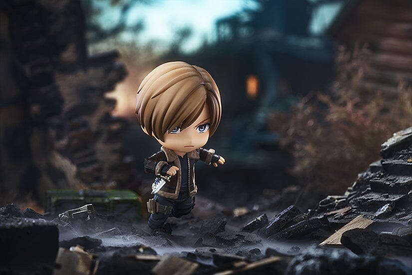 Resident Evil 4 Nendoroid No.2337 Leon S. Kennedy
