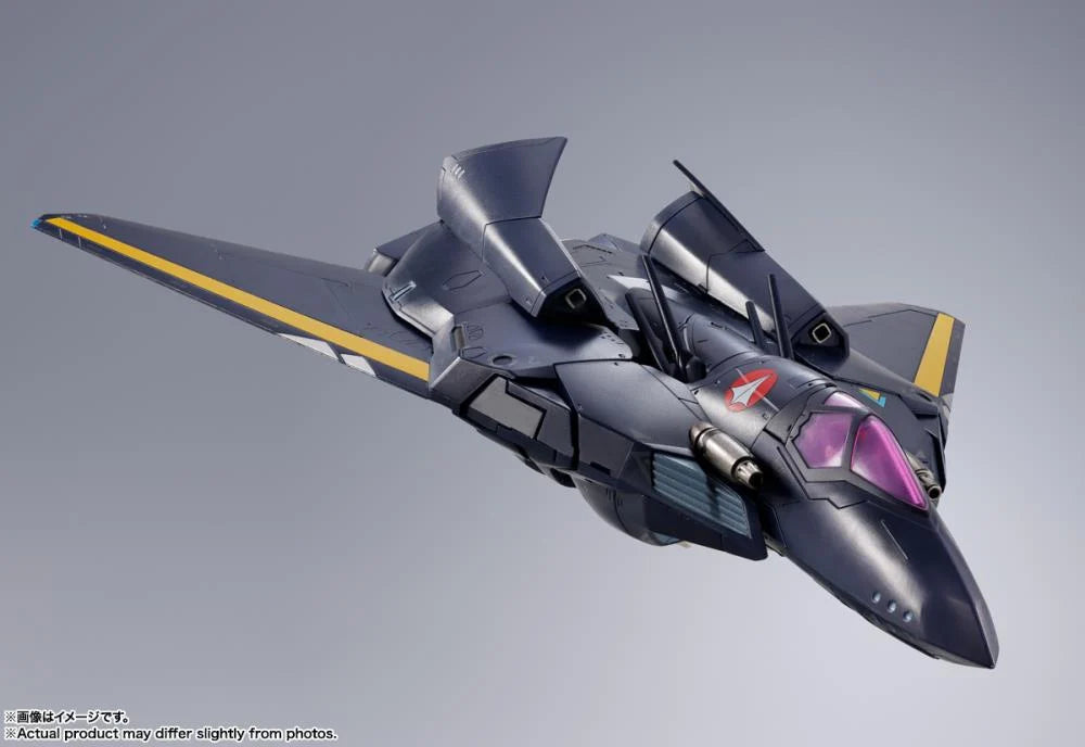 Macross 7 DX Chogokin VF-17S Nightmare Stealth Valkyrie (Gamlin Kizaki) Action Figure