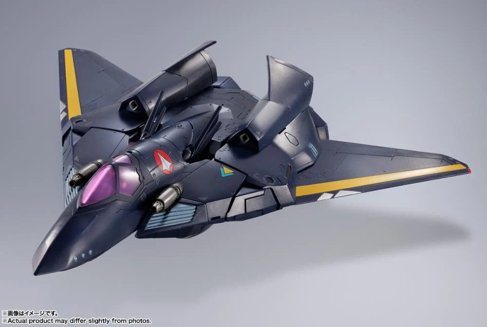 Macross 7 DX Chogokin VF-17S Nightmare Stealth Valkyrie (Gamlin Kizaki) Action Figure