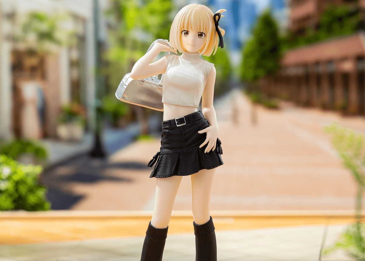 Lycoris Recoil High Premium Figure Chisato Nishikigi (Street Snap) Figure