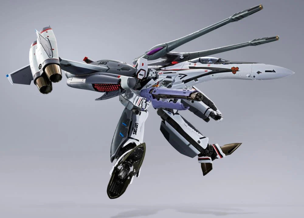 Macross Frontier The False Songstress DX Chogokin VF-25F Tornado Messiah Valkyrie (Alto Saotome Machine Revival Ver.)