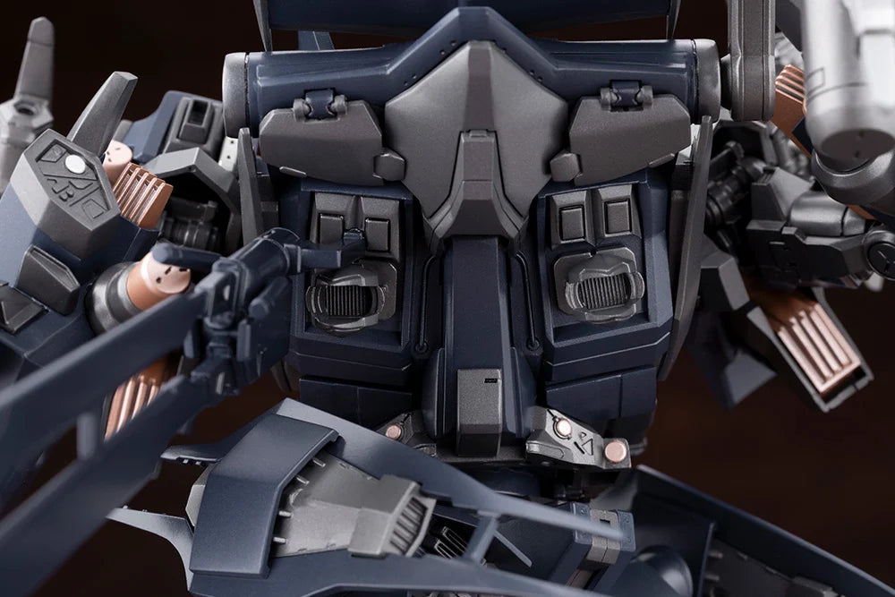 Armored Core 4 Variable Infinity Rayleonard 03-AALIYAH Orlea 1/72 Scale Model Kit