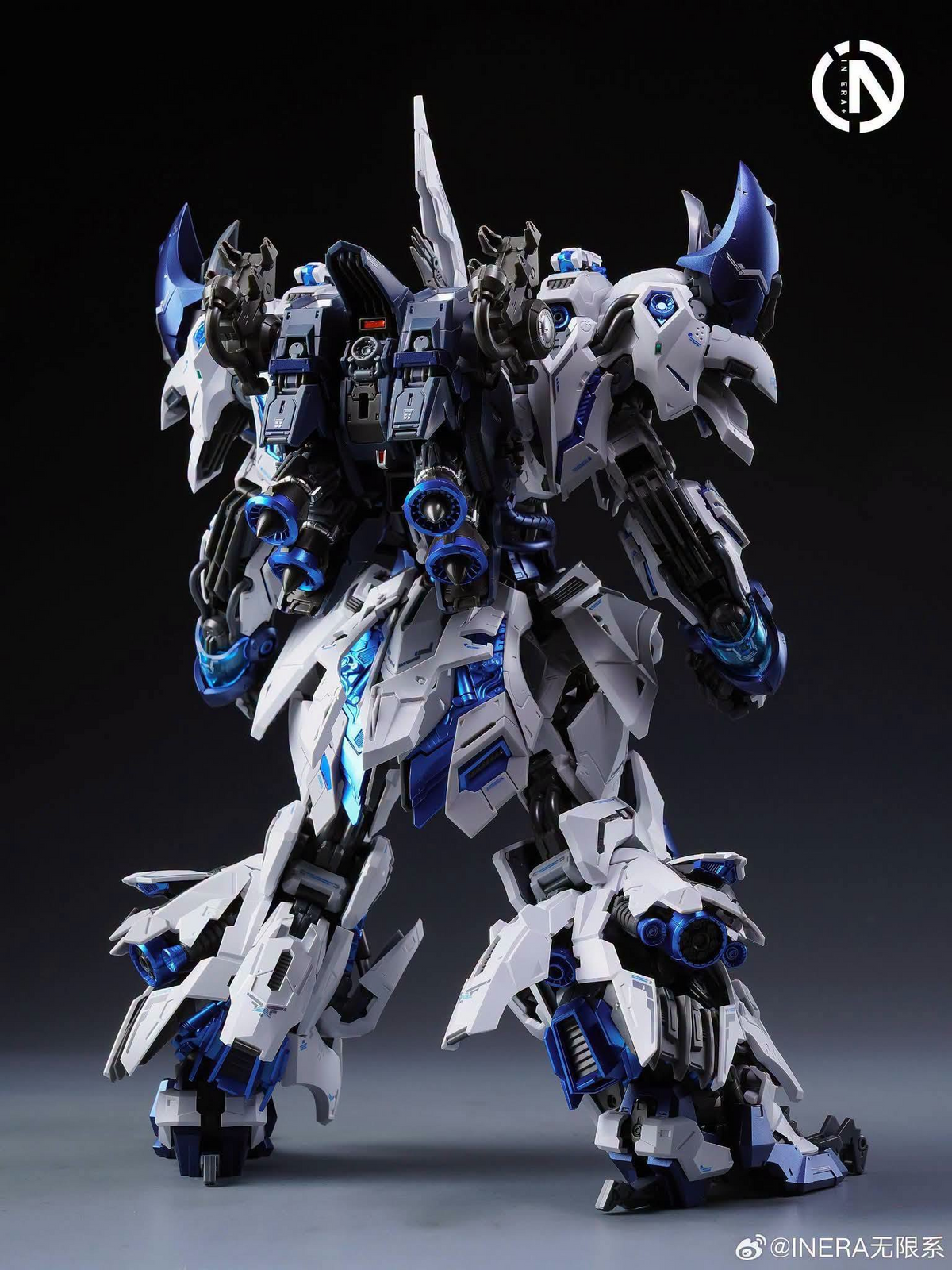 Infinity Nova RMD Lizard Polar Shark 1/100 Scale Model Kit