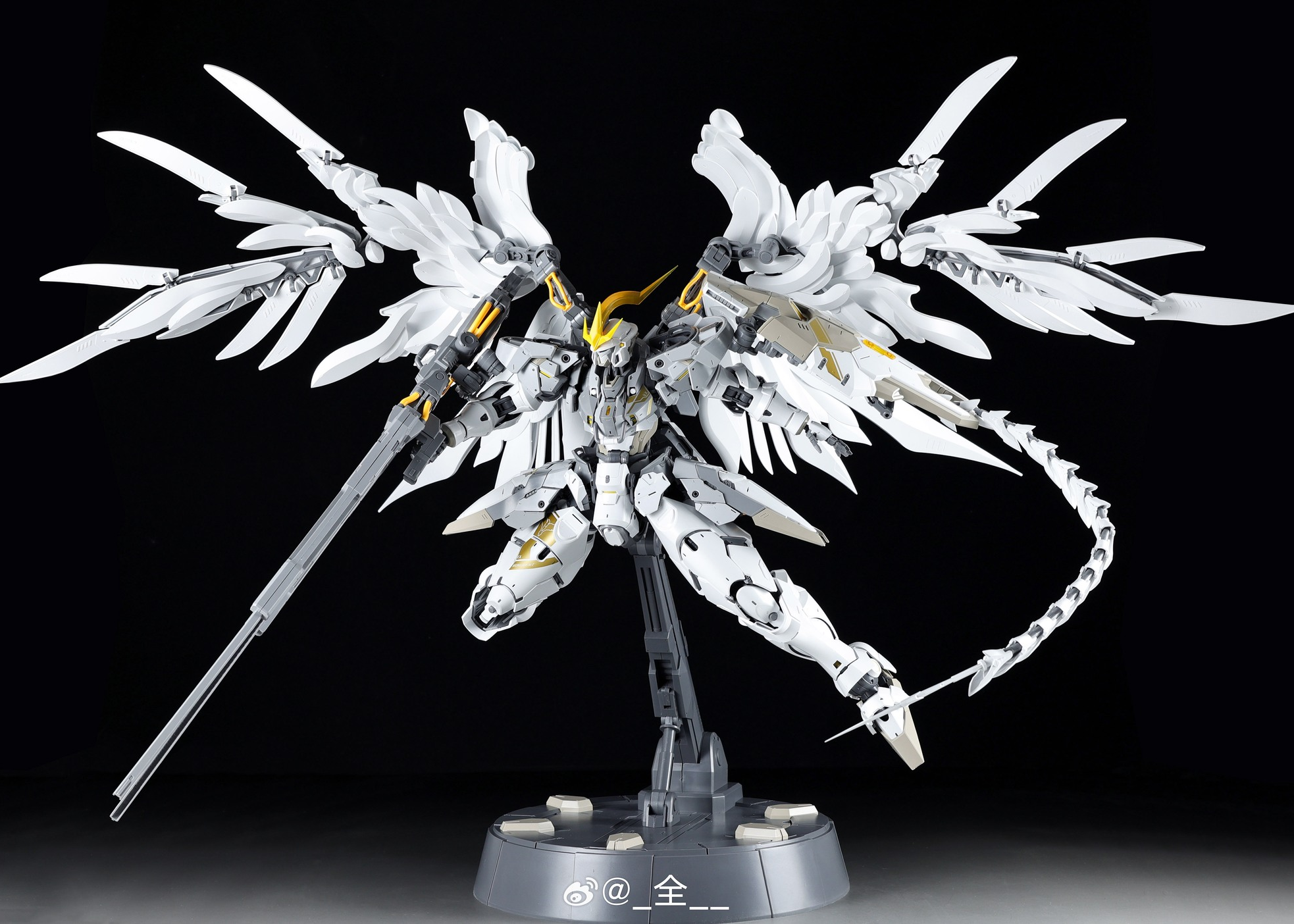 Nilson Works PG 1/60 Monument FX Flugel Scale Model Kit