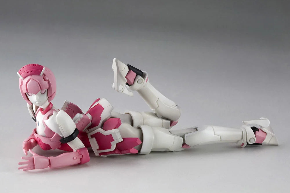 Phantasy Star Online Blue Burst RAcaseal Elenor Camuel 1/12 Scale Model Kit