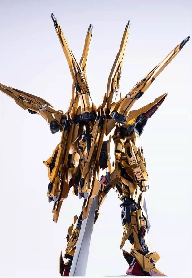 Evolution MG 1/100 Day Breaker Model Kit