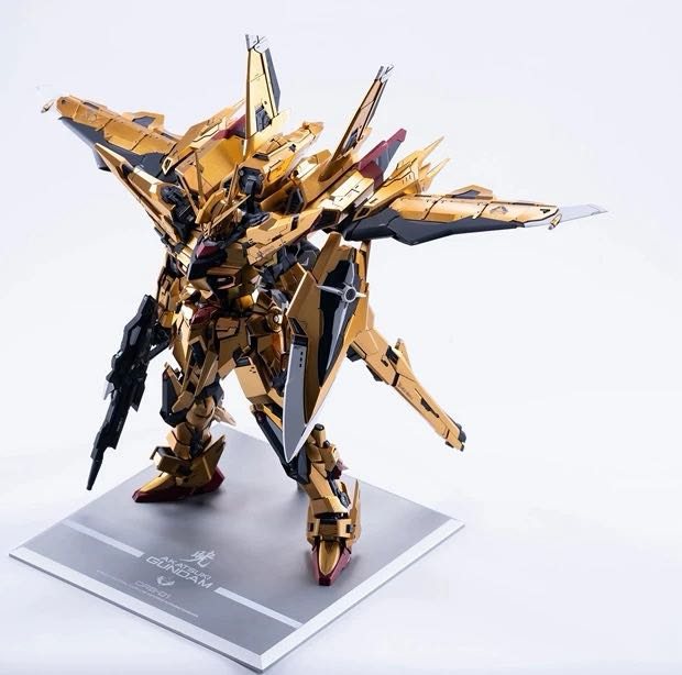 Evolution MG 1/100 Day Breaker Model Kit