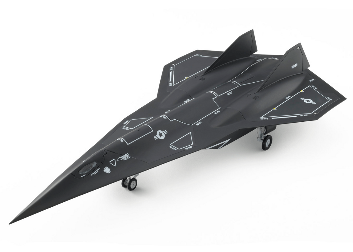 Top Gun Maverick Darkstar 1/72 Scale Model Kit