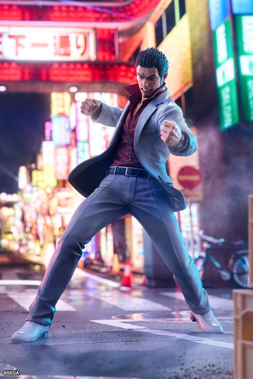 Yakuza Like a Dragon Kazuma Kiryu 1/6 Scale Figure