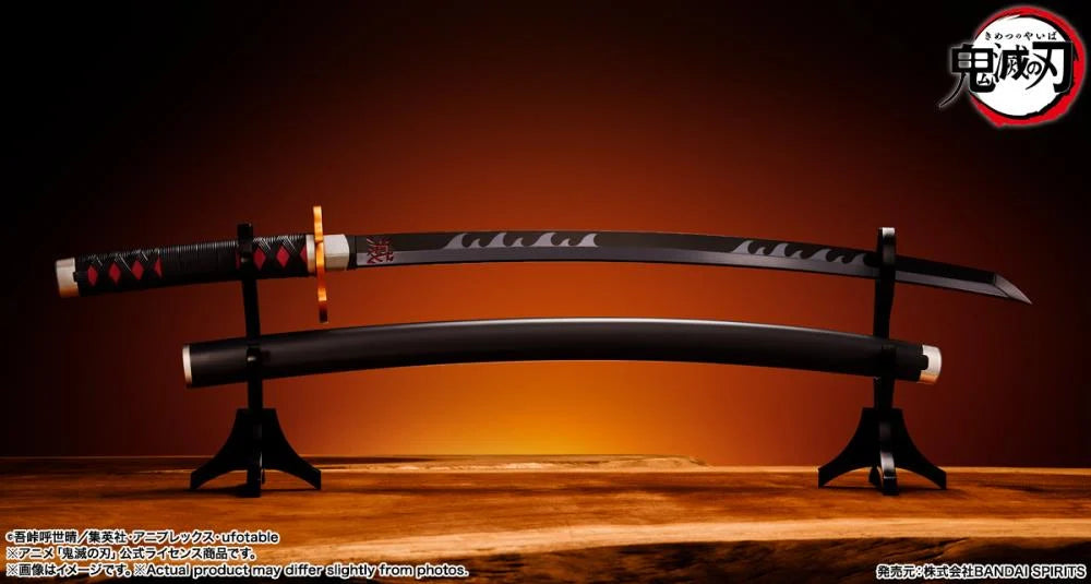 Demon Slayer Kimetsu no Yaiba Proplica Tanjiro Kamado (Kyojuro Rengoku's Sword Guard Ver.) Nichirin Sword