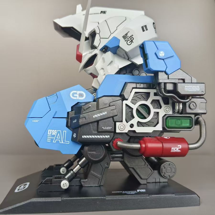 GP02 Bust 1/38 Scale Model Kit