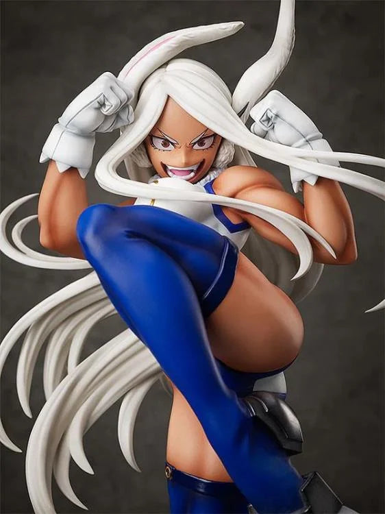 My Hero Academia Mirko 1/4 Scale Figure