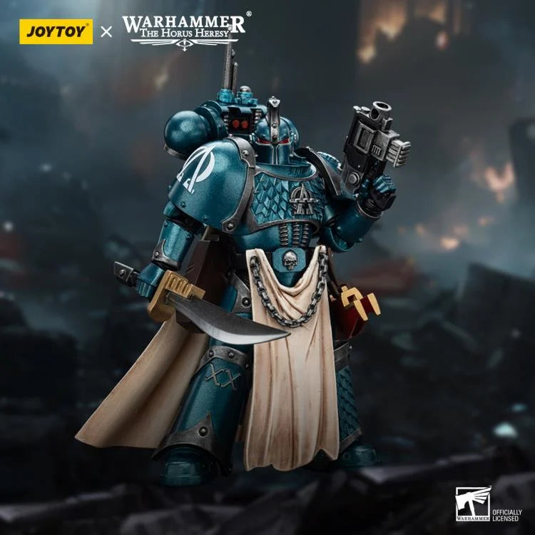 Warhammer The Horus Heresy Alpha Legion Legion Praetor with Power Sword 1/18 Scale Action Figure