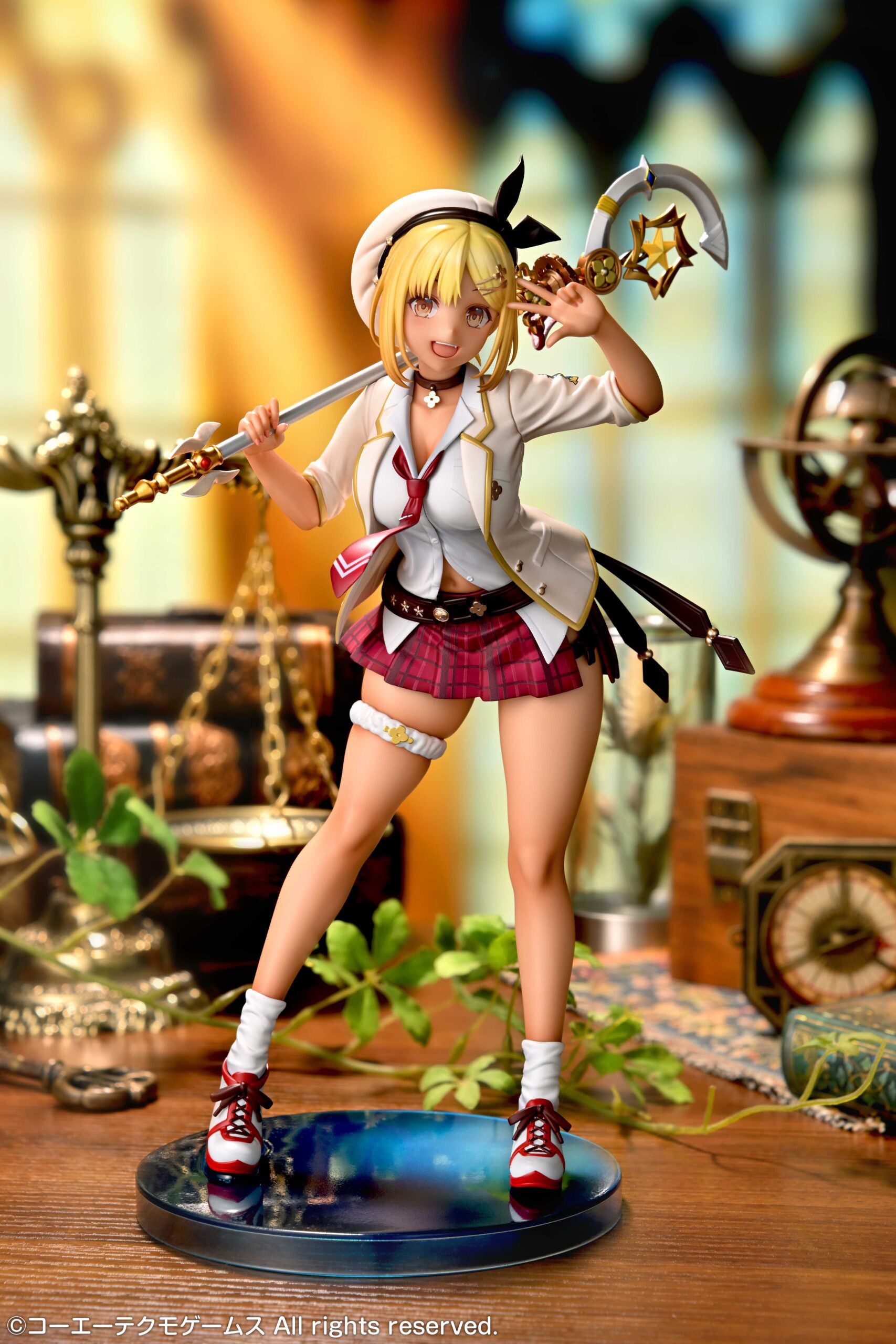Atelier Resleriana Forgotten Alchemy and the Polar Night Liberator Ryza (Resleriana Academy Ver.) 1/7 Scale Figure
