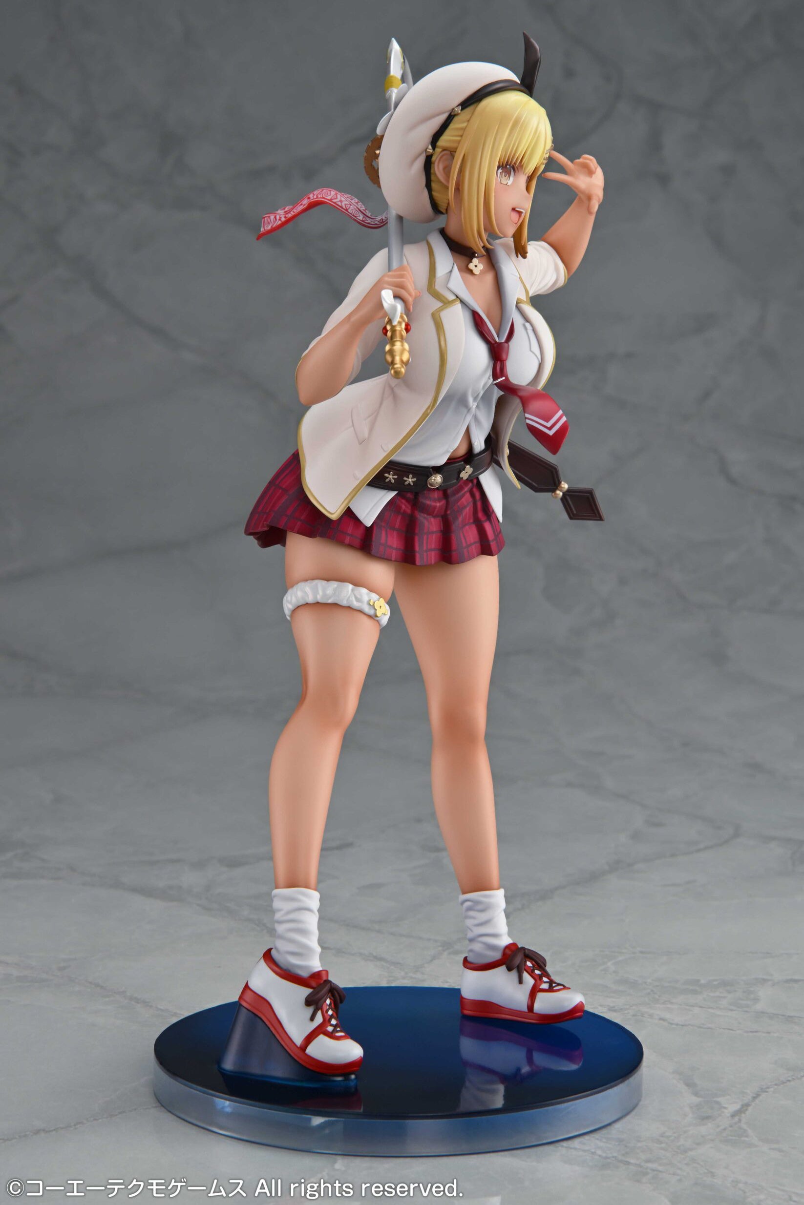 Atelier Resleriana Forgotten Alchemy and the Polar Night Liberator Ryza (Resleriana Academy Ver.) 1/7 Scale Figure