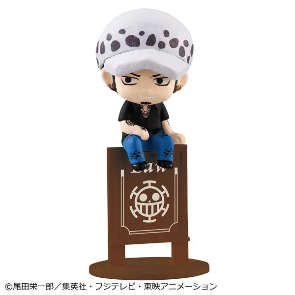 One Piece Ochatomo Pirates Party Box of 8 Random Figures