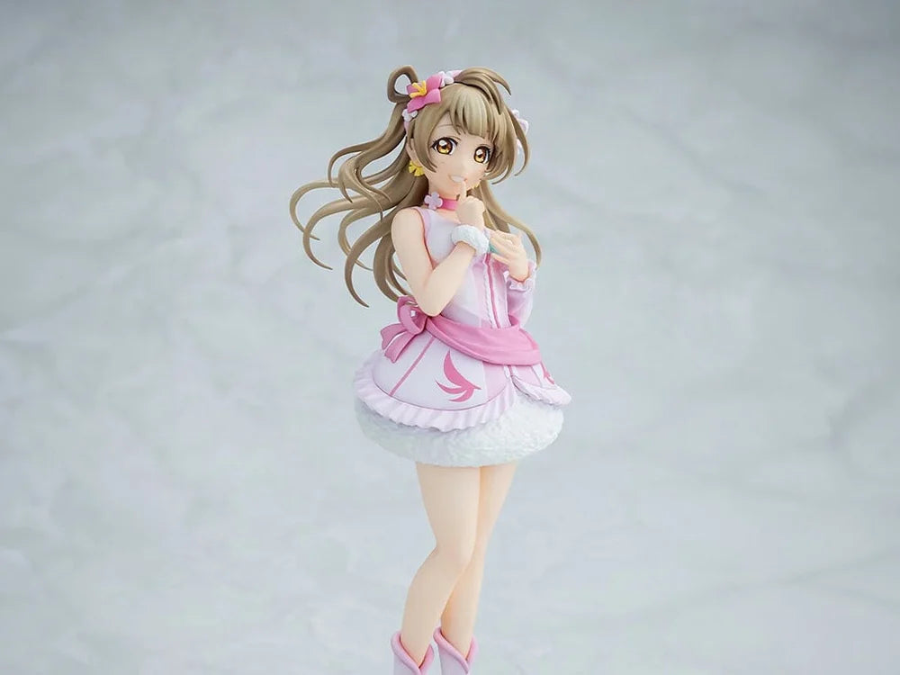 Love Live! School Idol Project KD Colle Kotori Minami (Bokutachi wa Hitotsu no Hikari Ver.) Figure