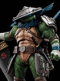 Teenage Mutant Ninja Turtles HB0103 Leonardo (Deluxe Ver.) Action Figure