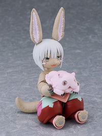 Made in Abyss The Golden City of the Scorching Sun figma No.697 Nanachi Action Figure