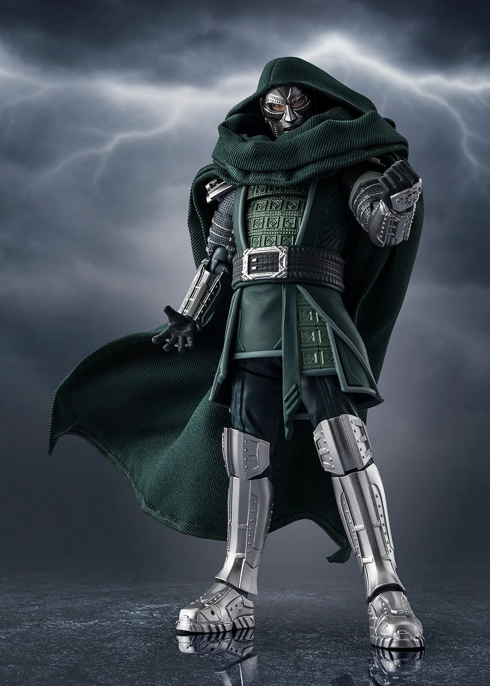 Avengers Doomsday S.H.Figuarts Doctor Doom Action Figure