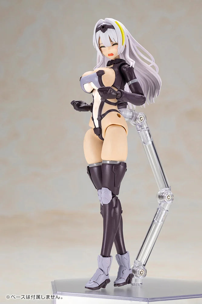 Front Mission Zenith Girl (Gray Ver.) Model Kit