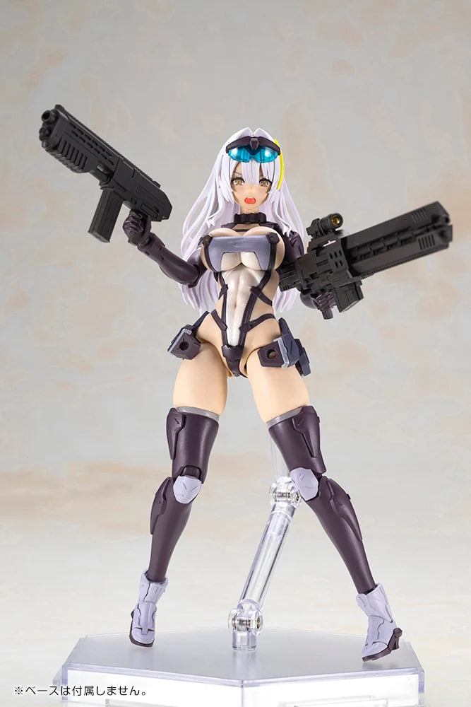 Front Mission Zenith Girl (Gray Ver.) Model Kit
