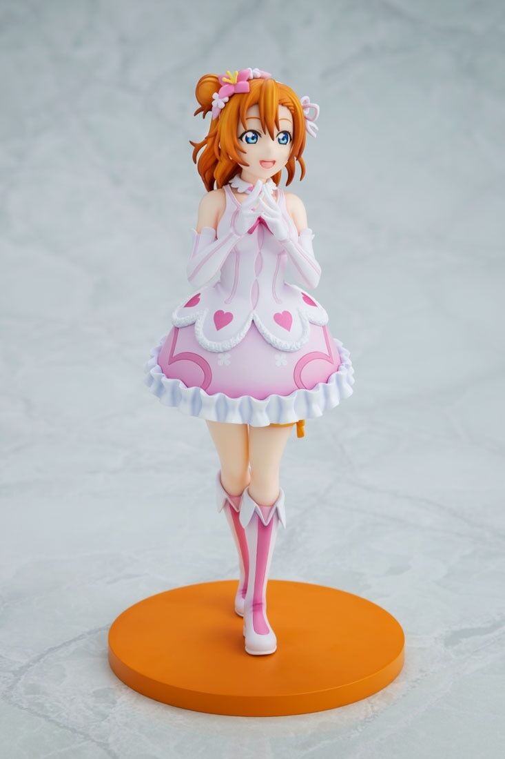 Love Live! School Idol Project KD Colle Honoka Kosaka (Bokutachi wa Hitotsu no Hikari Ver.) Figure