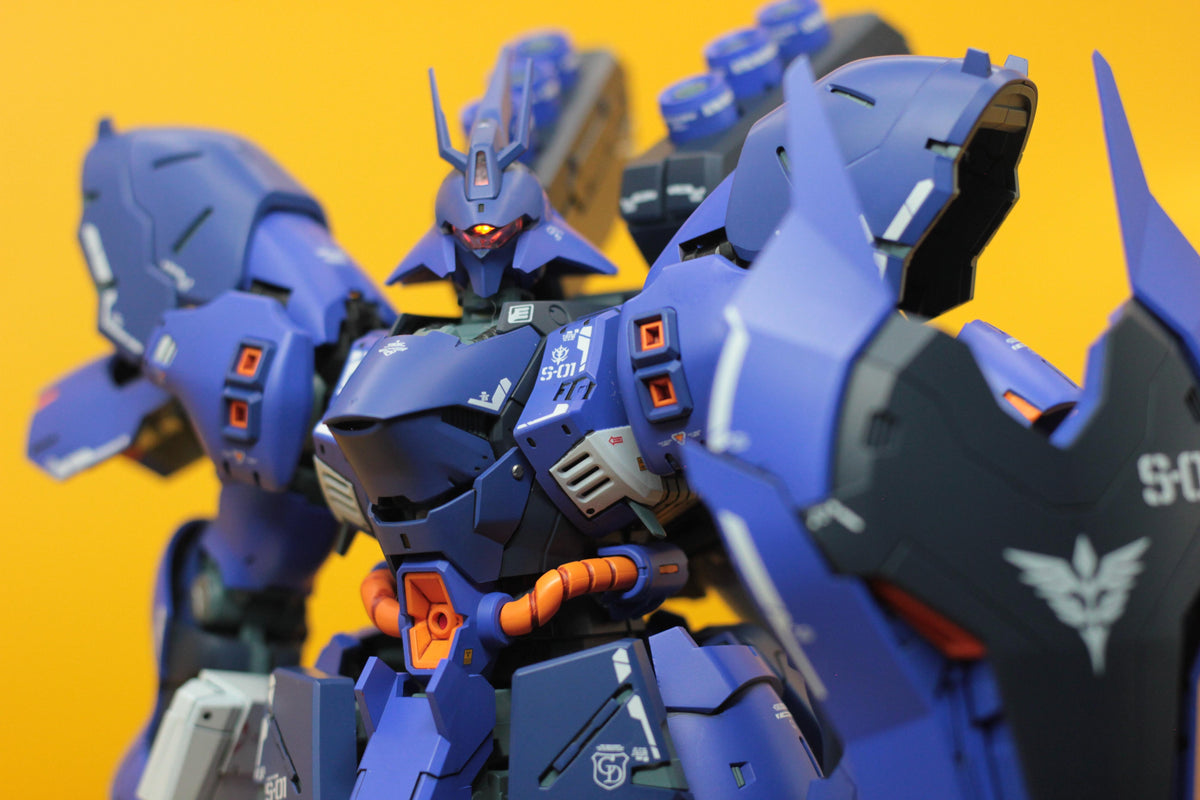 1/100 Custom Sazabi by PB4UGo2Bed
