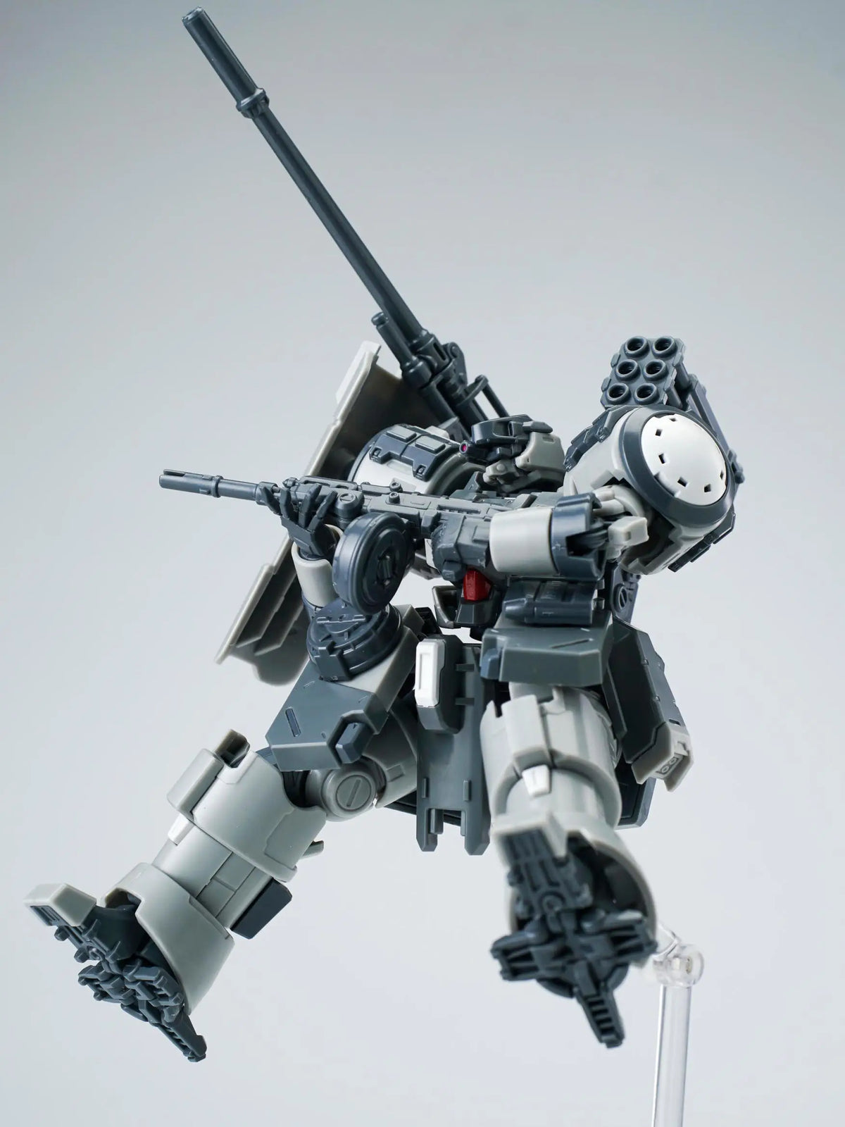Ultra Action Trooper Artillery Type Zarov (Gray) 1/144 Scale Model Kit