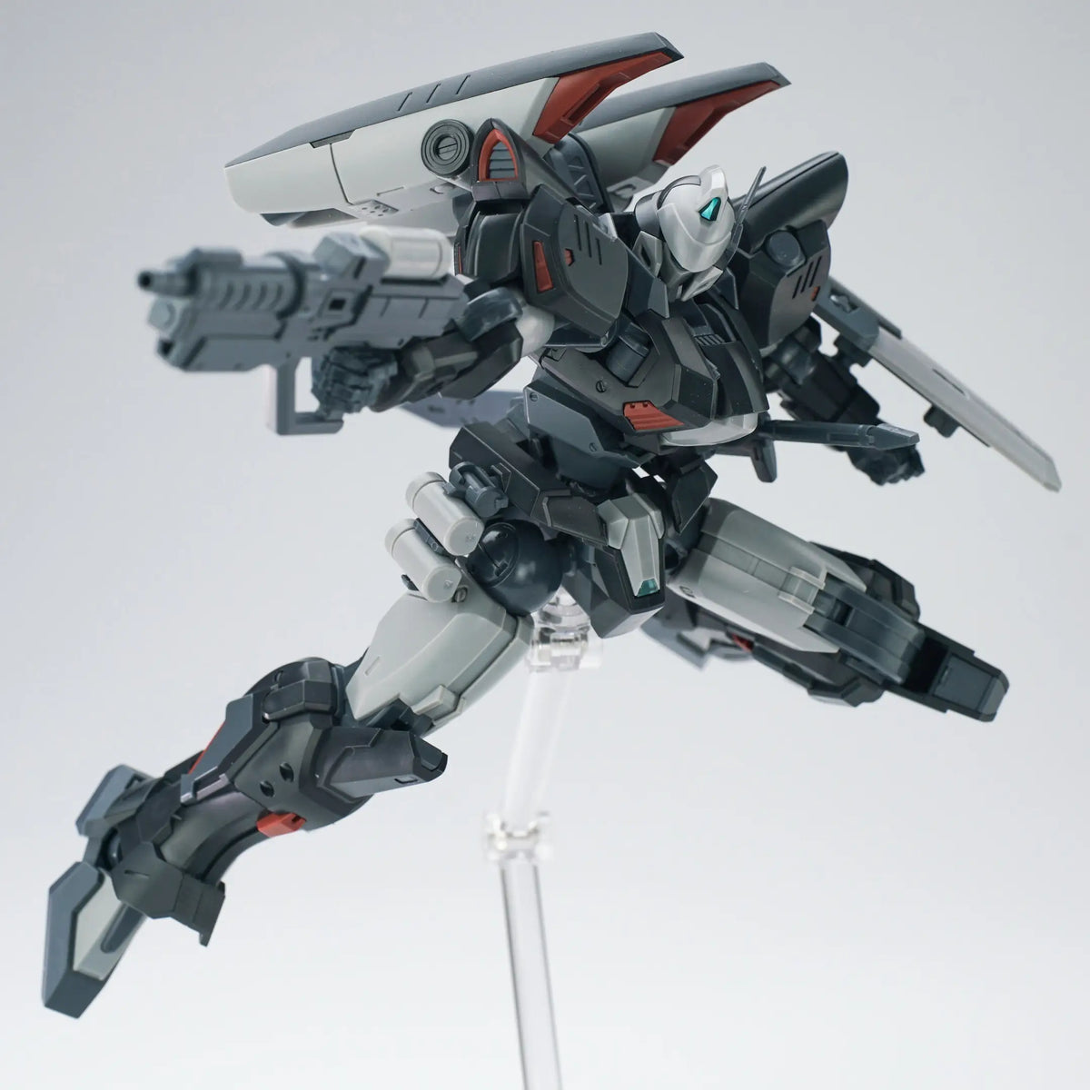 Ultra Action Trooper Series Stag II (Gray Ver.) 1/144 Scale Model Kit