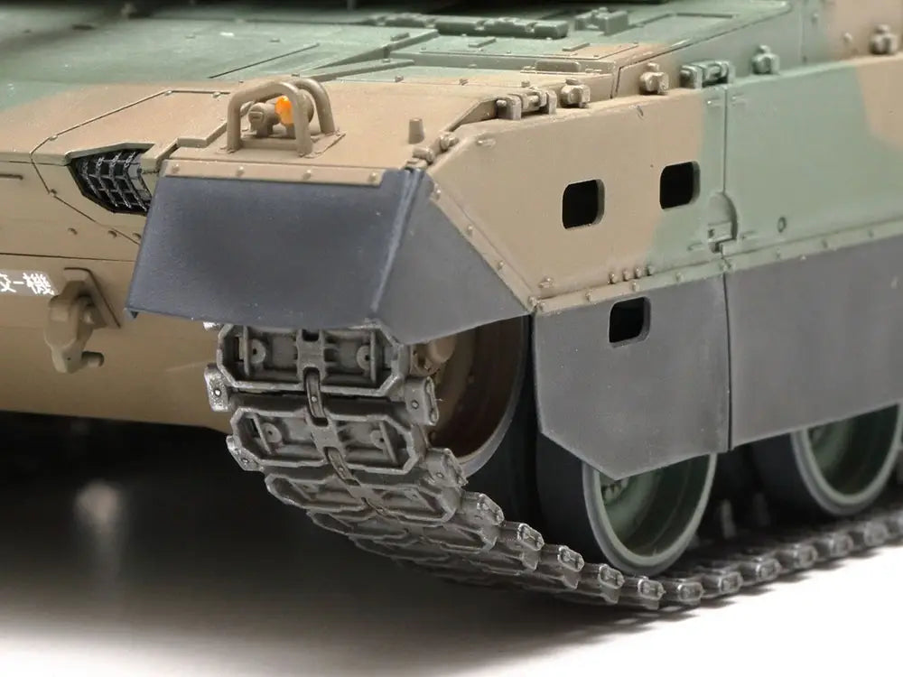 Tamiya 1/35 Tank JGSDF Type 10 Tank (w/2.4GHz Control Unit)
