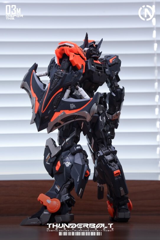 Infinity Nova THB-03M Thunder-Speed Manta Ray 1/100 Scale Plastic Model