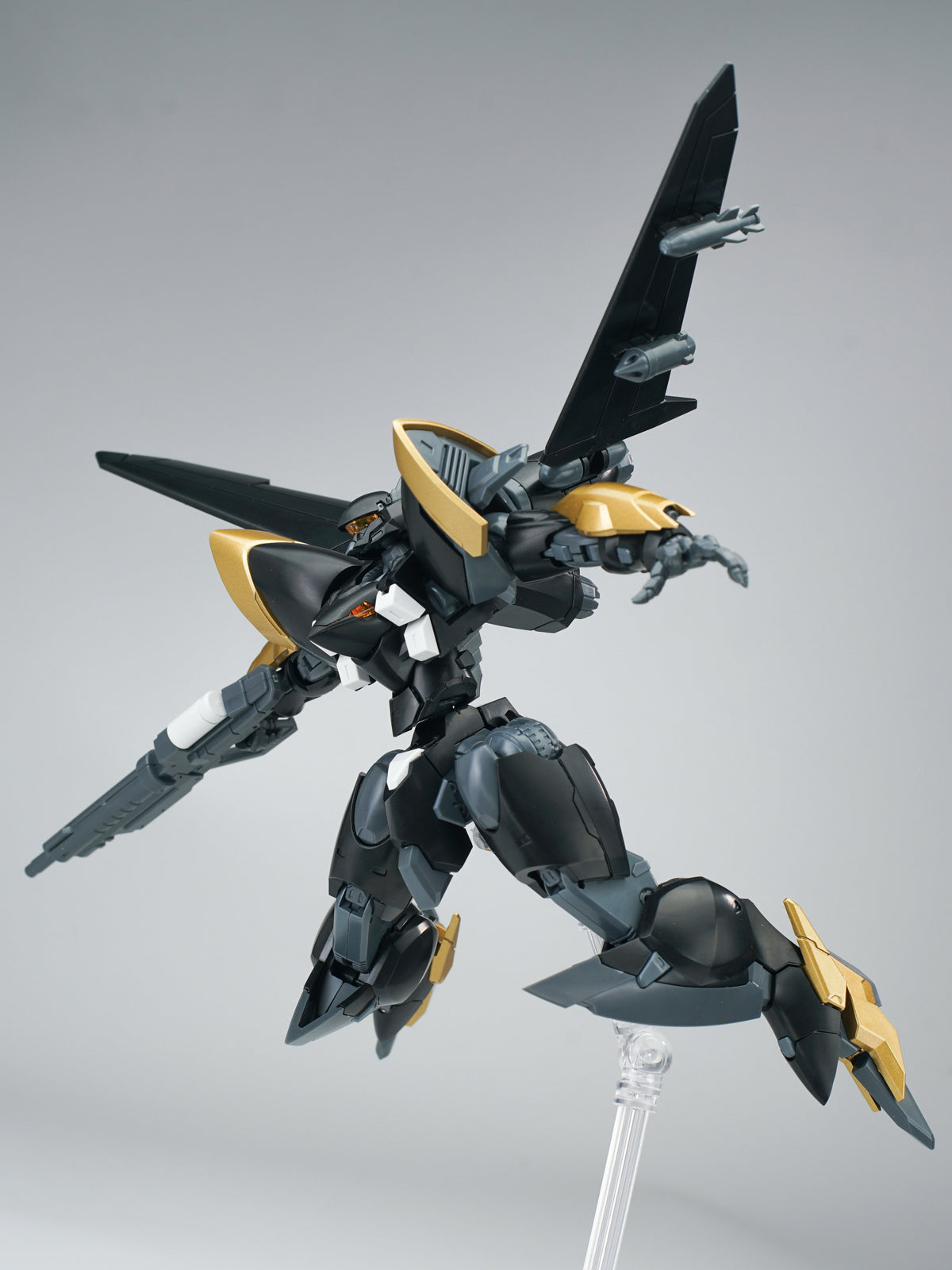 Sheik Mainland Skylark Battle Mech Air Type (Royal) 1/144 Scale Model Kit
