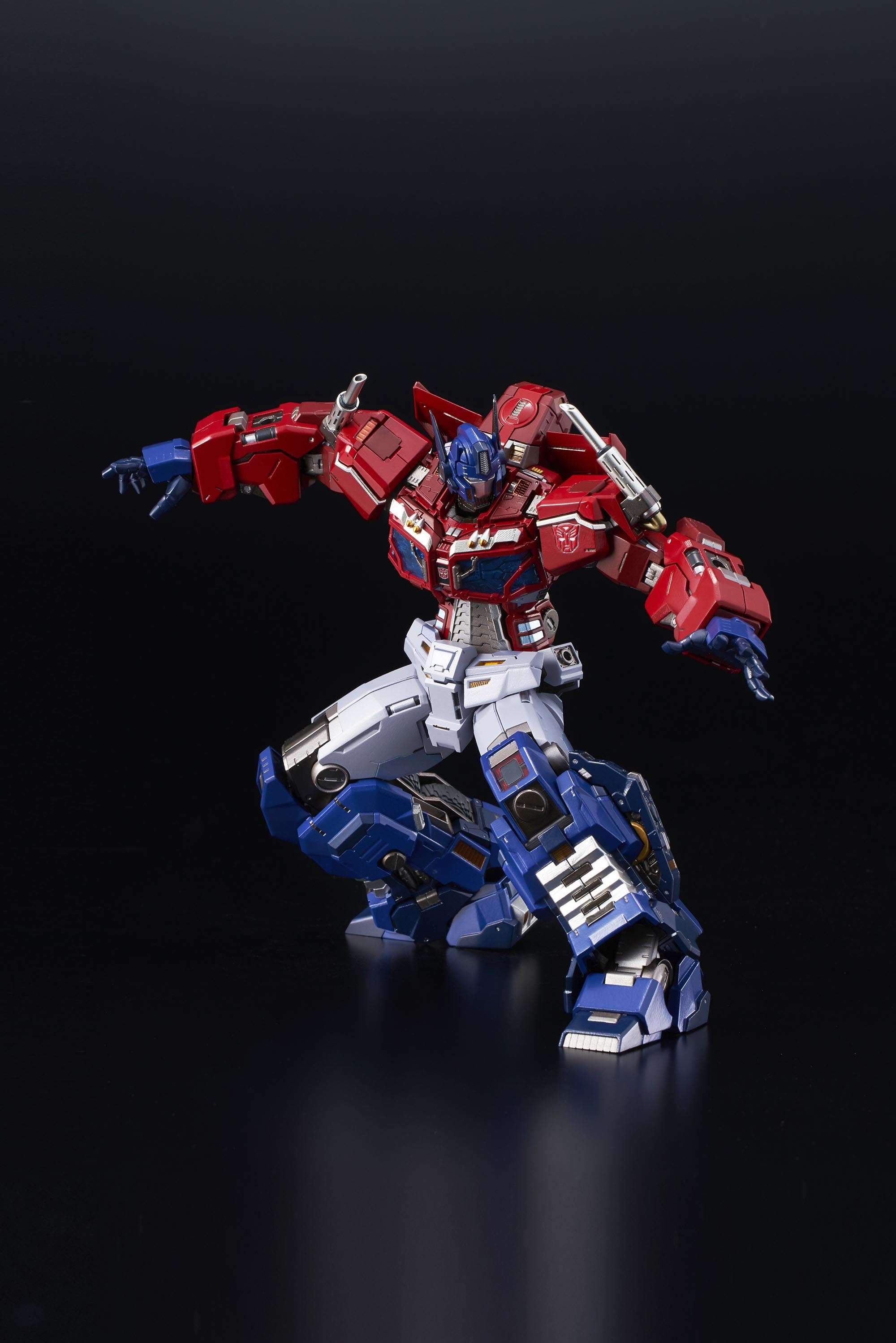 #05 Optimus Prime "Transformers", Flame Toys Kuro Kara Kuri