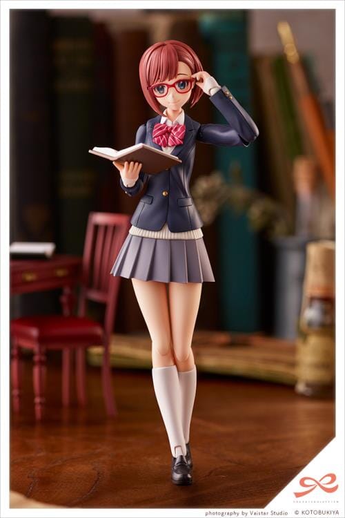 Sousai Shoujo Teien Ryobu High School Winter Clothes Koyomi Takanashi (Dreaming Style) 1/10 Scale Model Kit