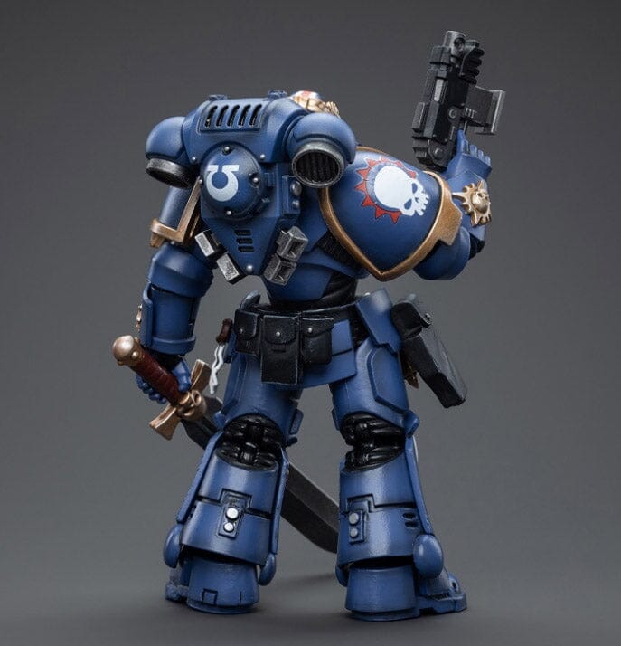 Warhammer 40K Ultramarines Primaris Lieutenant Argaranthe 1/18 Scale Action Figure (Reissue)