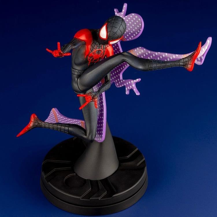 Spider-Man: Into the Spider-Verse ArtFX+ Spider-Man (Hero Suit Ver.) Statue