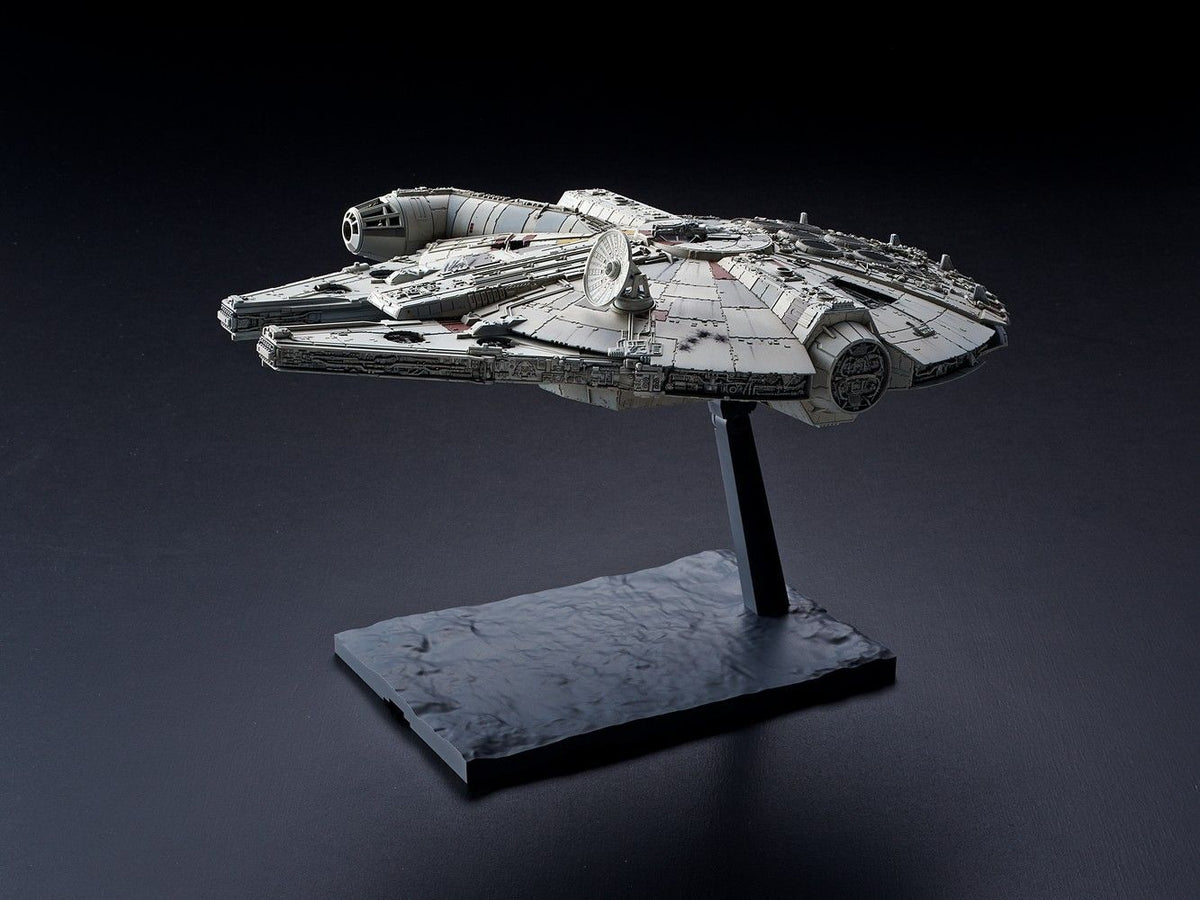 Star Wars The Rise of Skywalker Millennium Falcon 1/144 Scale Model Kit