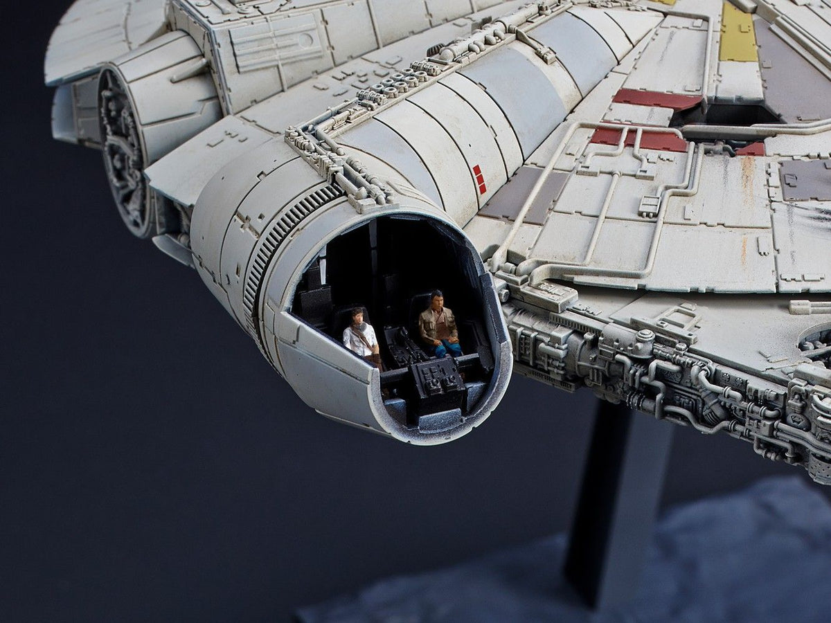 Star Wars The Rise of Skywalker Millennium Falcon 1/144 Scale Model Kit