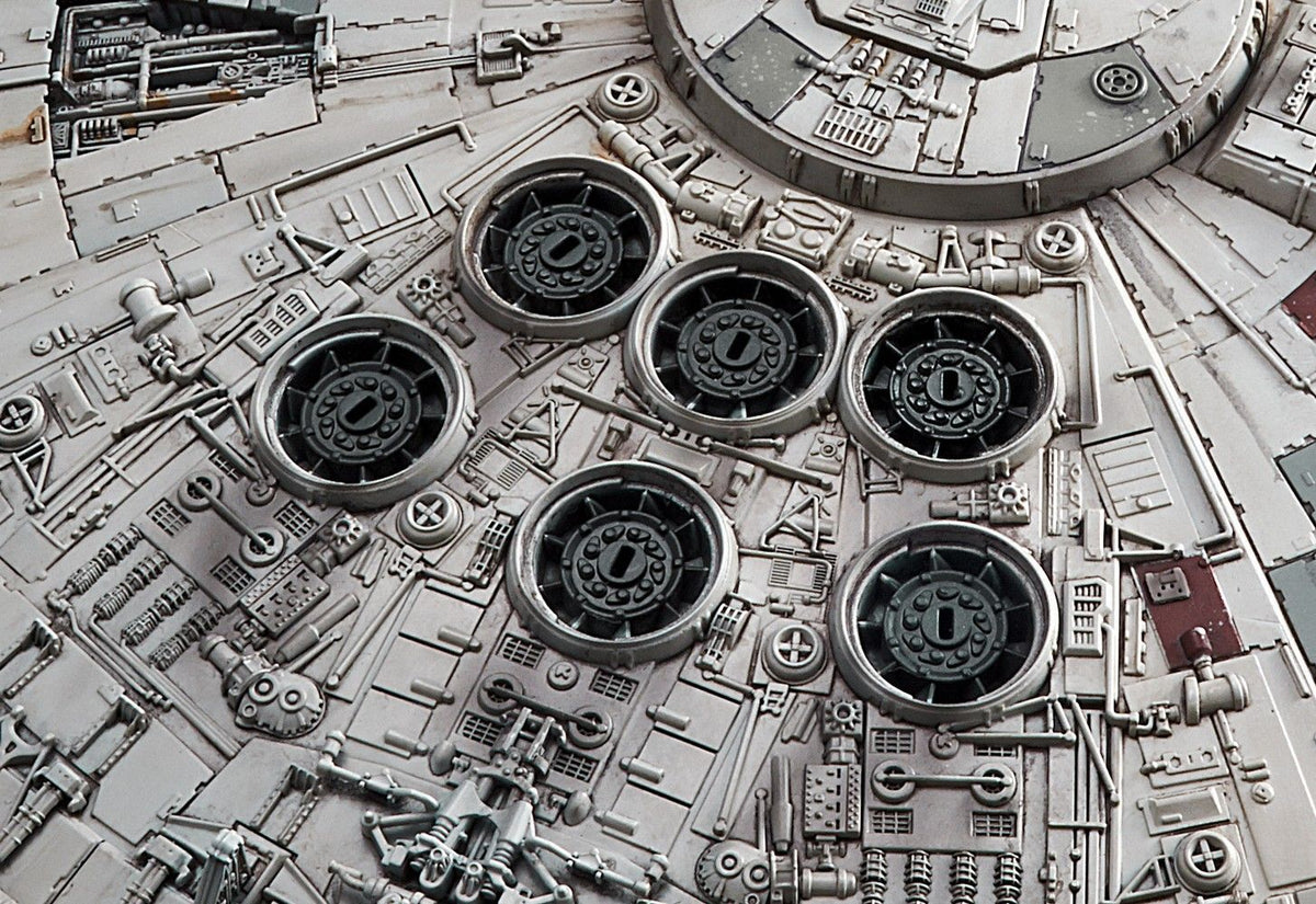 Star Wars The Rise of Skywalker Millennium Falcon 1/144 Scale Model Kit