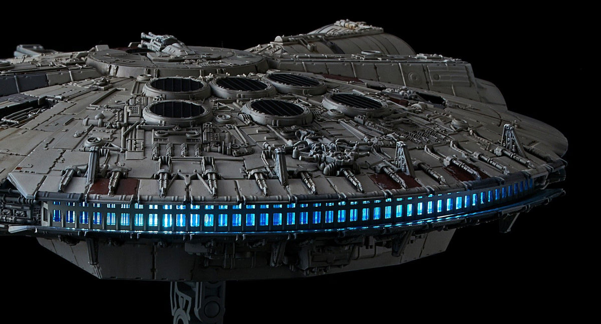 Star Wars The Rise of Skywalker Millennium Falcon 1/144 Scale Model Kit