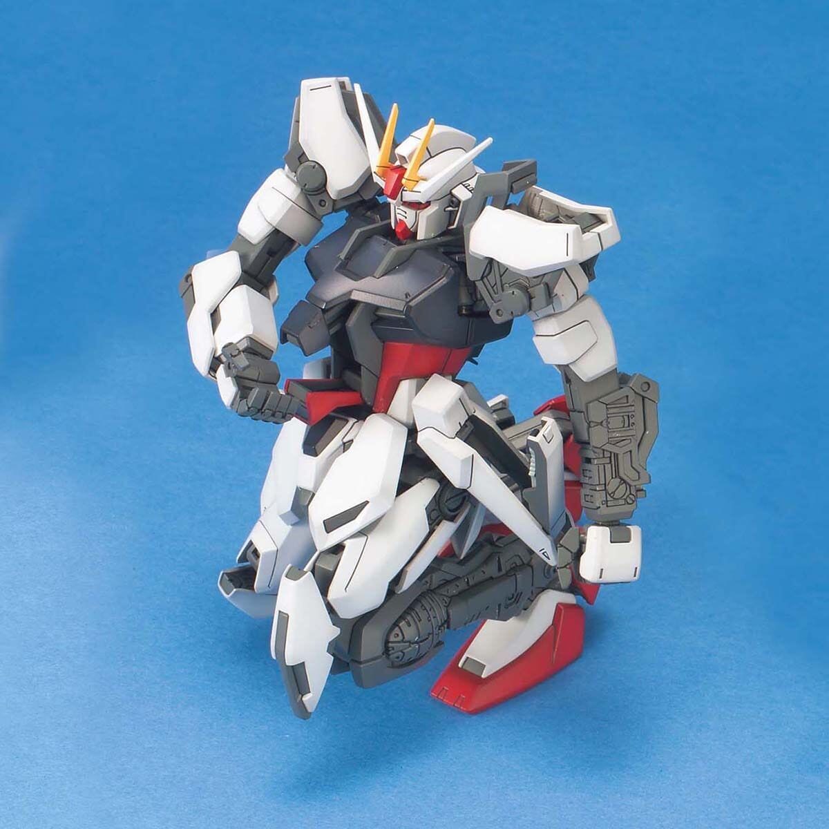 MG 1/100 Strike Gundam + IWSP