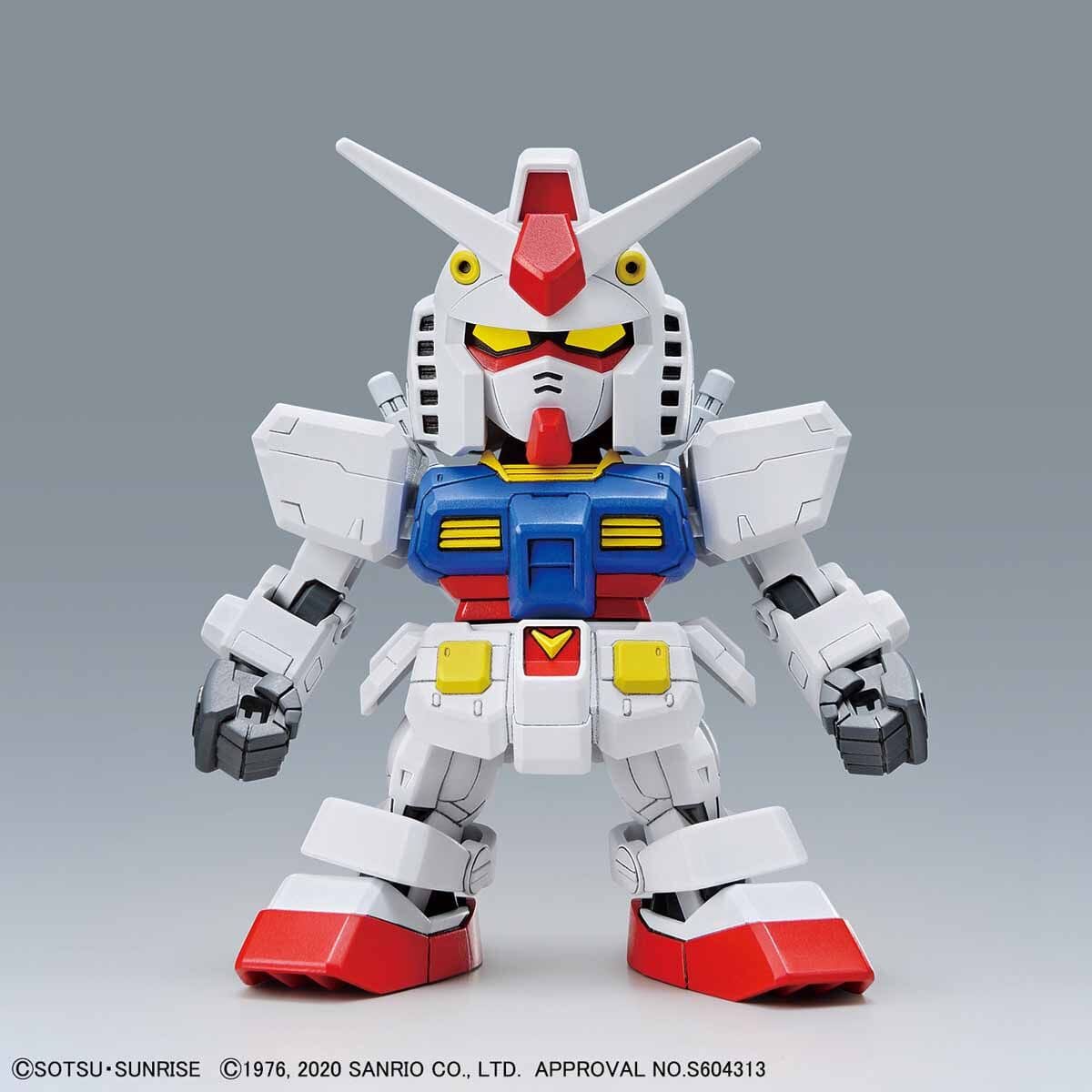 SD Gundam EX-Standard 016 RX-78-2 Gundam & Hello Kitty